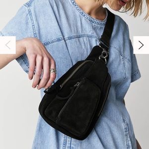 Free People - Hudson Sling Bag - Black